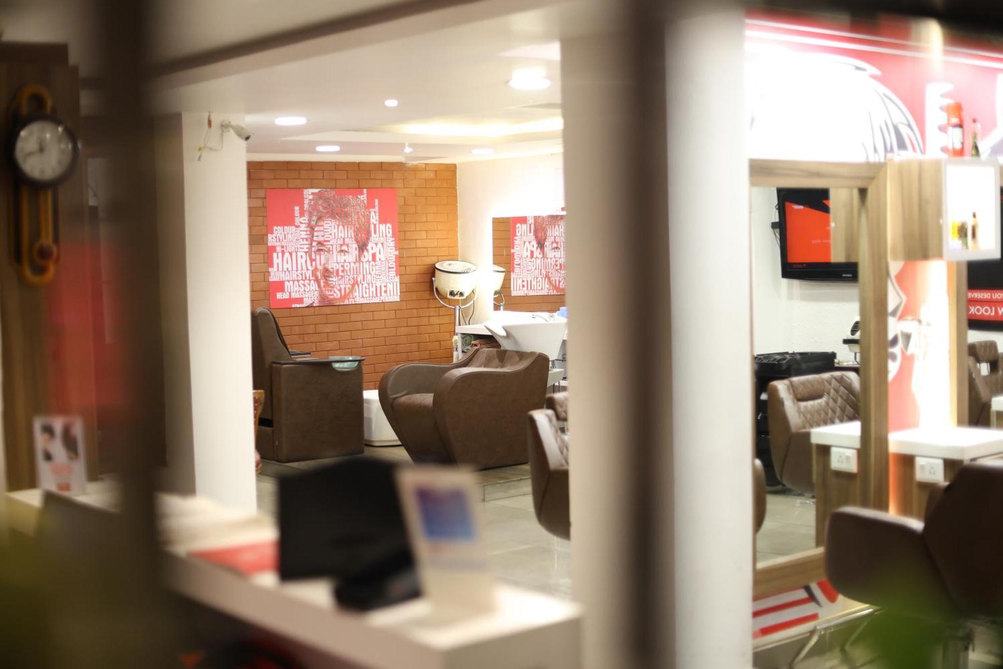 Hotel Willow Banks - Boutique 4 Star Hotel On The Mall Road שימלה מראה חיצוני תמונה